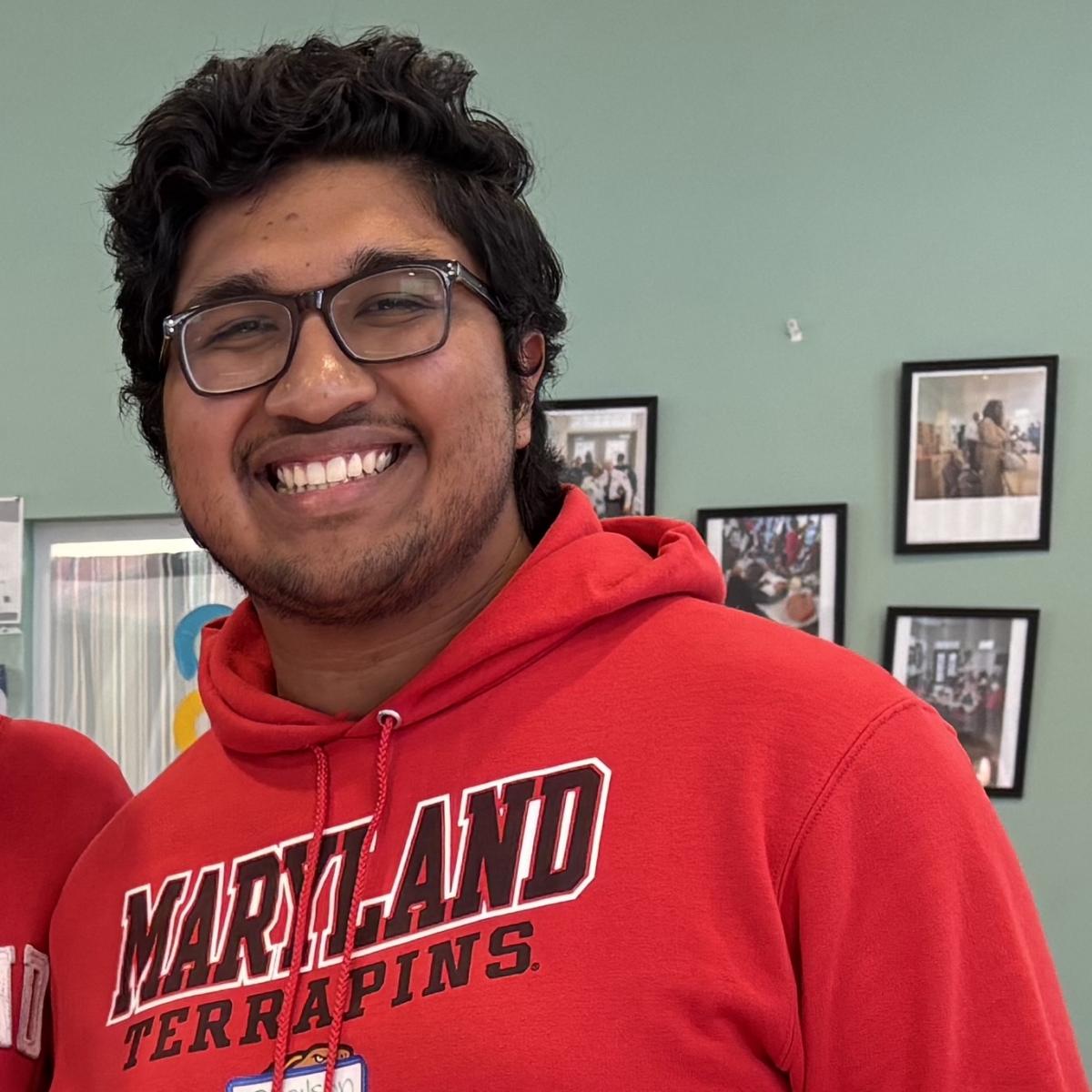 Denilson Mejía-Rivera headshot